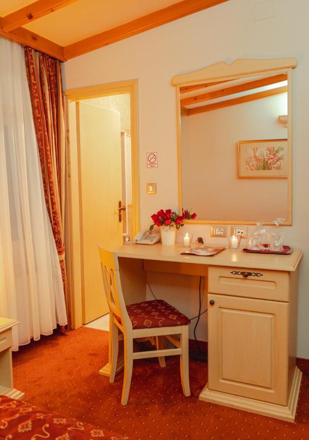 Hotel & Restaurant Se-Mi Veliko Trgovišće Exterior foto